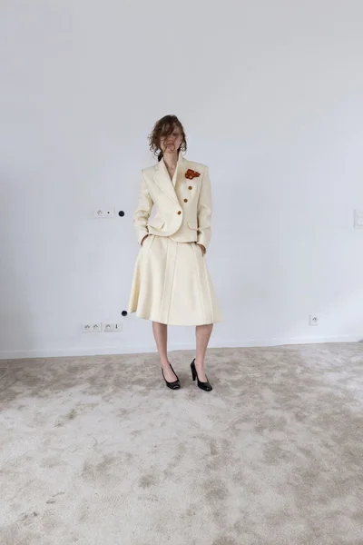 Look 12